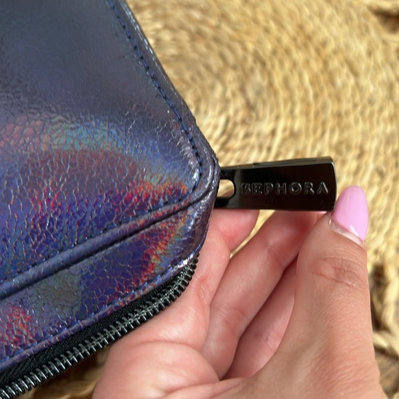 Sephora metallic makeup bag - Picture 5 of 5